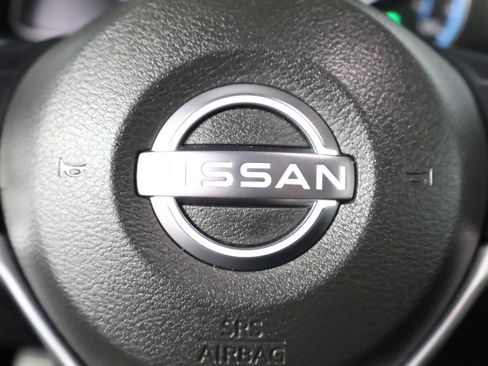 Used 2025 Nissan Leaf S FWD image 30
