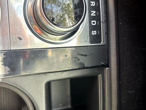 Used 2020 Land Rover Discovery SE image 20