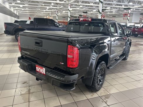 Used 2022 Chevrolet Colorado Z71 w/ Z71 Midnight Edition image 7