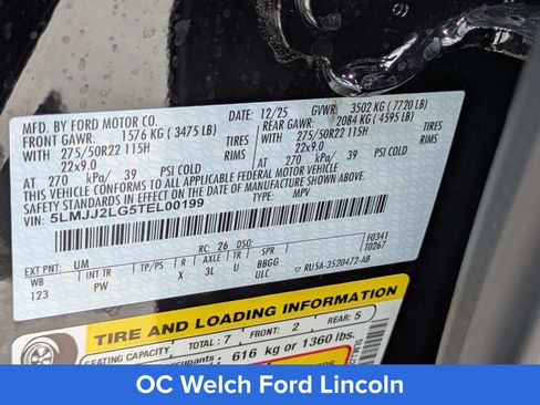 Certified 2026 Lincoln Navigator Reserve AWD/4WD image 17
