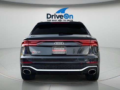 Used 2021 Audi RS Q8 w/ Luxury Package AWD/4WD image 5