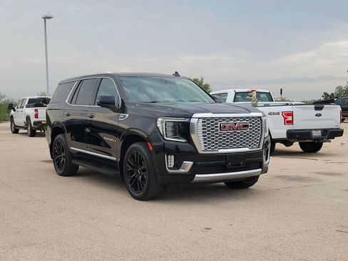 Used 2021 GMC Yukon Denali AWD/4WD image 2