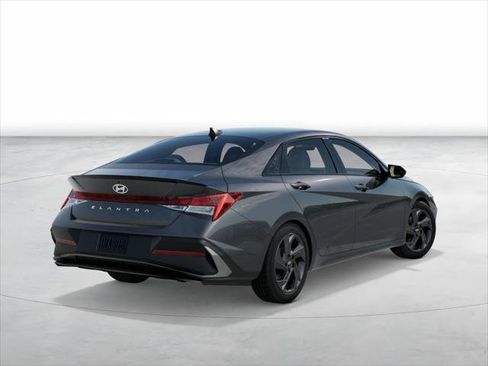 New 2026 Hyundai Elantra Sport image 4
