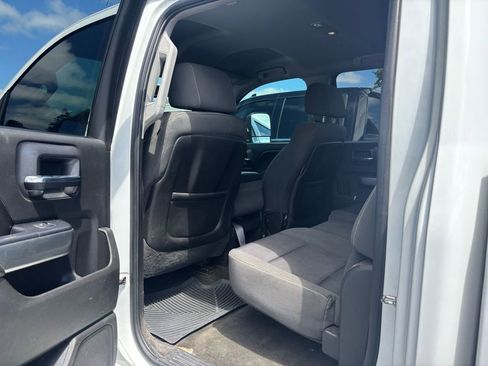 Used 2015 Chevrolet Silverado 2500 LT AWD/4WD image 10