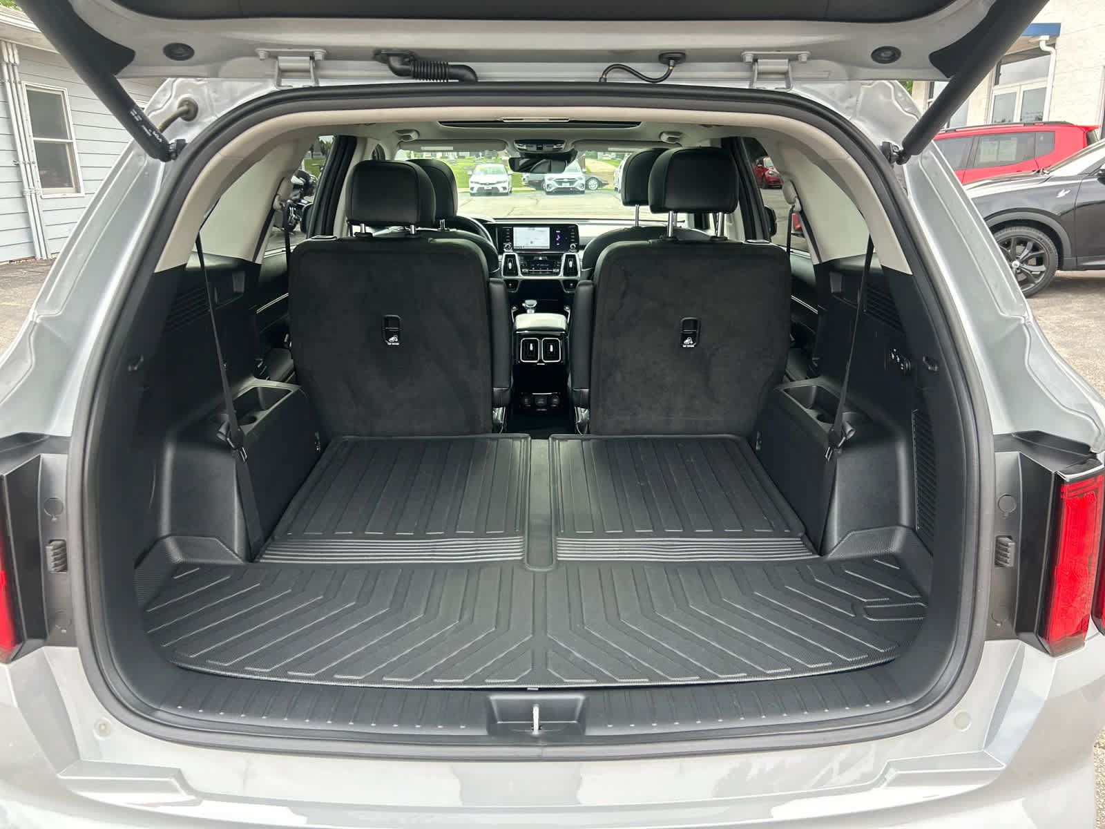 Used 2023 Kia Sorento SX AWD/4WD image 29