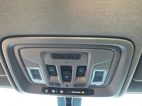 Certified 2020 GMC Sierra 2500 SLT w/ SLT Convenience Package image 18