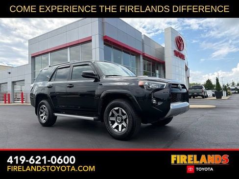 Certified 2023 Toyota 4Runner TRD Off-Road AWD/4WD image 1