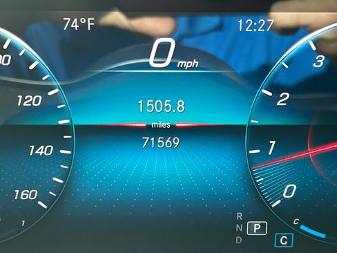 Certified 2021 Mercedes-Benz GLA 250 4MATIC image 25
