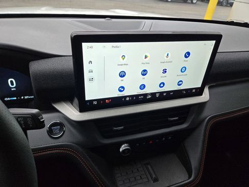 Used 2025 Ford Explorer ST w/ Sun And Sound Package image 9