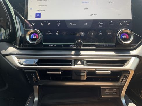 Used 2025 Lexus RX 350 Premium w/ Accessory Package FWD image 29