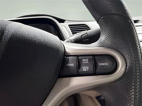 Used 2010 Honda Civic LX image 19