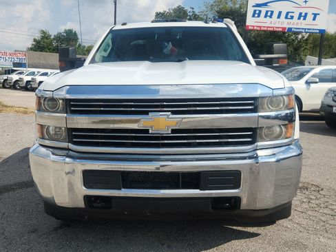 Used 2017 Chevrolet Silverado 2500 W/T w/ WT Convenience Package RWD image 4