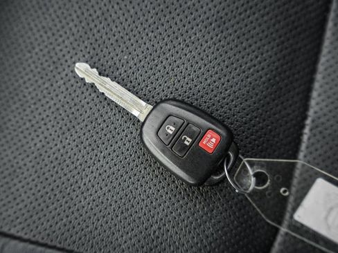 Used 2019 Toyota Tundra Platinum image 57