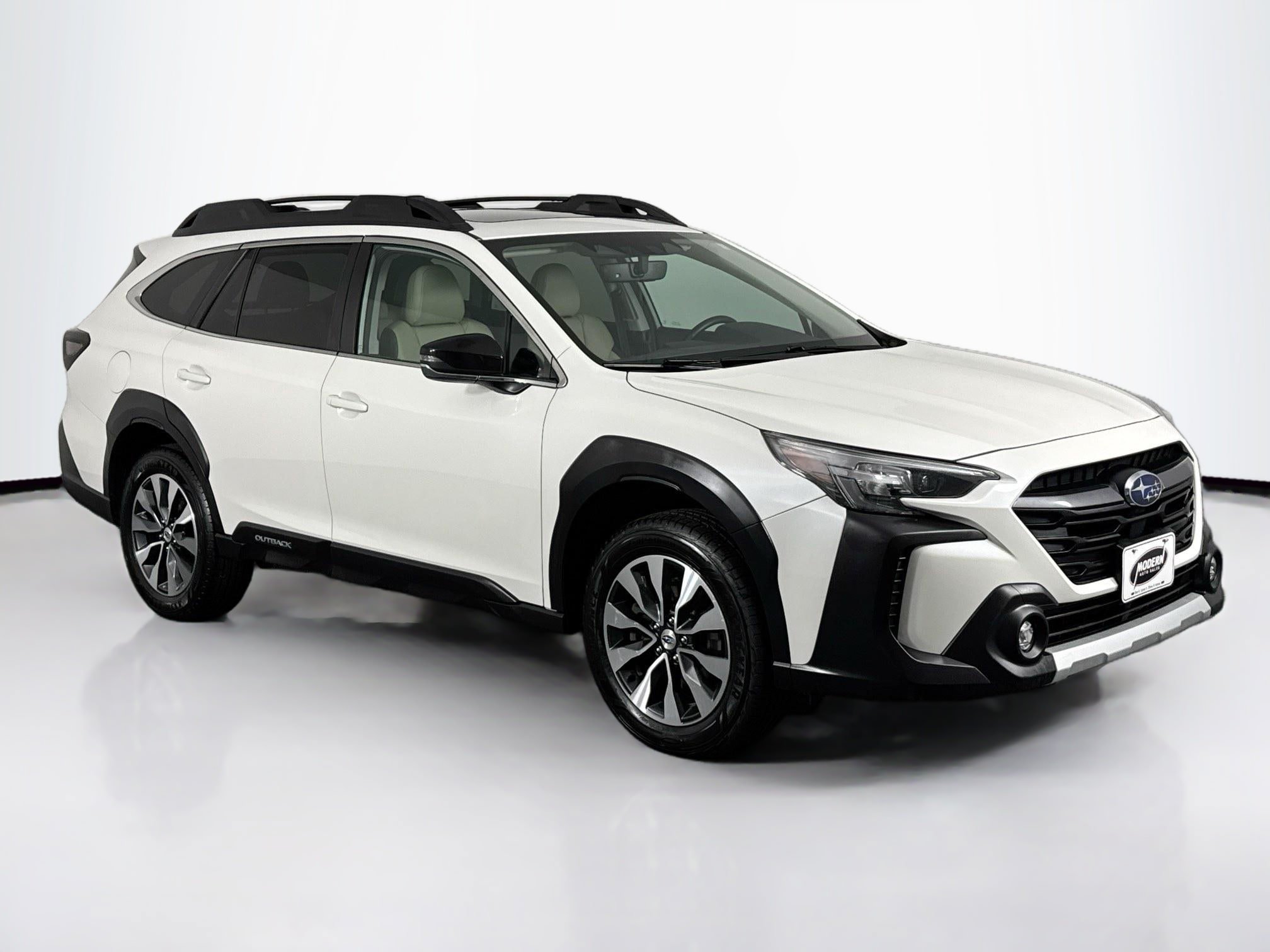Used 2023 Subaru Outback Limited AWD/4WD image 2