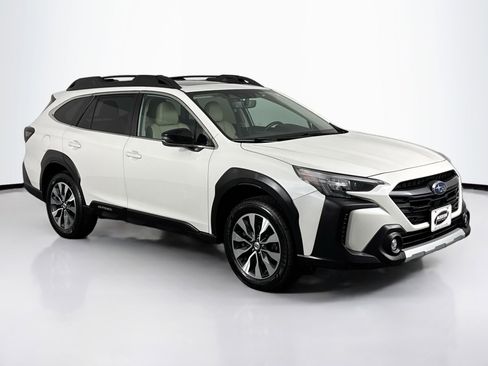 Used 2023 Subaru Outback Limited AWD/4WD image 2