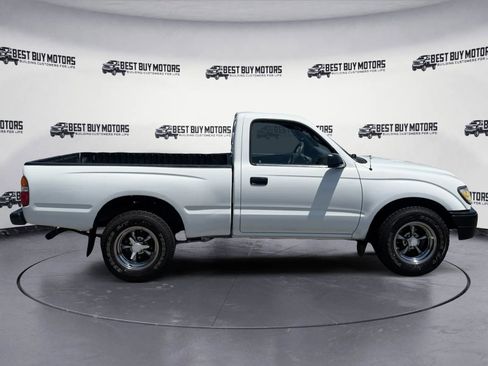 Used 2002 Toyota Tacoma 2WD Regular Cab image 9