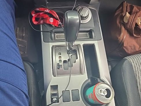 Used 2020 Toyota 4Runner SR5 image 10