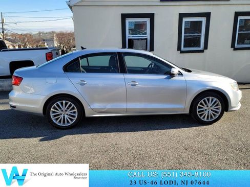 Used 2015 Volkswagen Jetta SE image 7
