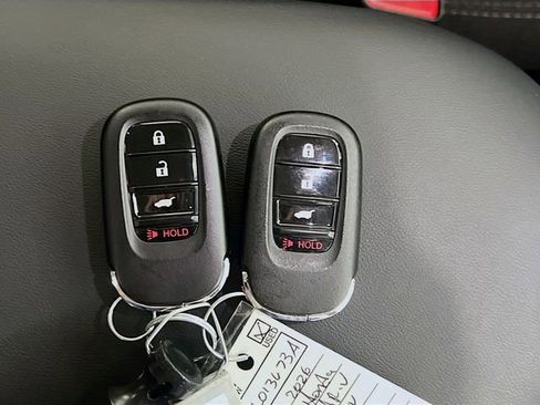 Used 2026 Honda HR-V LX image 33