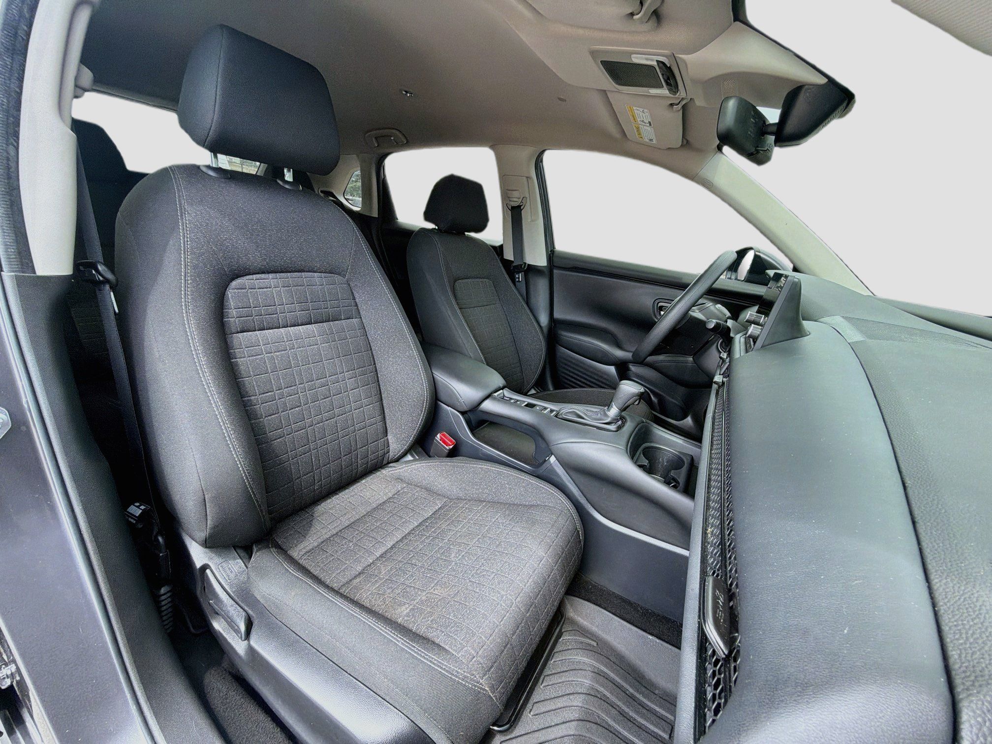 Used 2024 Honda HR-V LX image 14