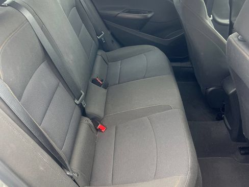 Used 2018 Chevrolet Cruze LS FWD image 11
