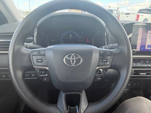Used 2025 Toyota Camry LE FWD image 15