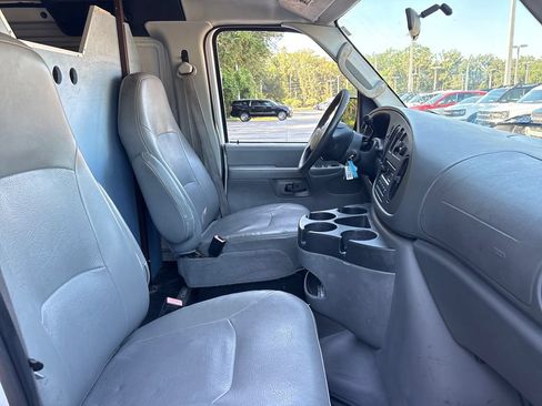 Used 2008 Ford E-150 and Econoline 150 RWD image 26