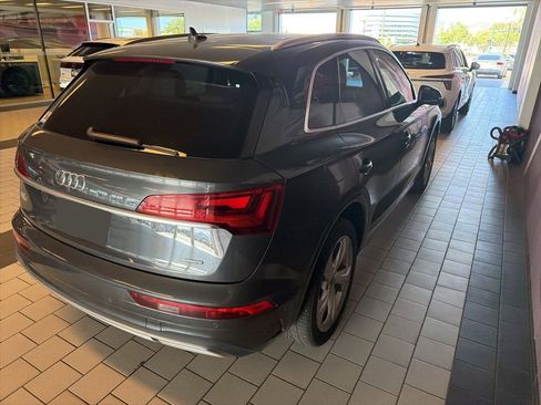 Used 2021 Audi Q5 2.0T Premium Plus w/ Premium Plus Package AWD/4WD image 8