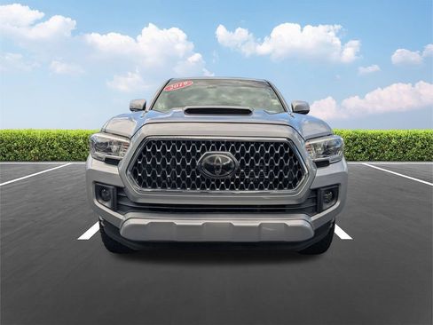 Used 2019 Toyota Tacoma TRD Sport RWD image 13