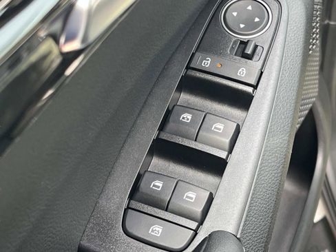 New 2026 Kia Seltos EX image 23