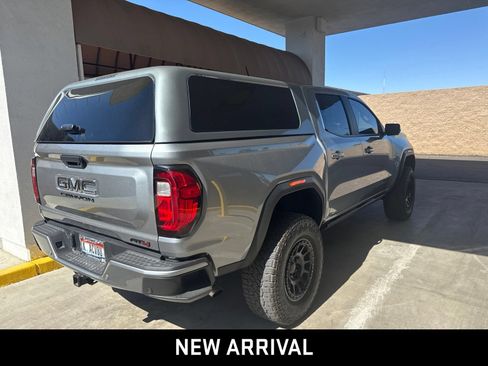 Used 2024 GMC Canyon AT4 w/ LPO, Off Road Lift Package AWD/4WD image 5