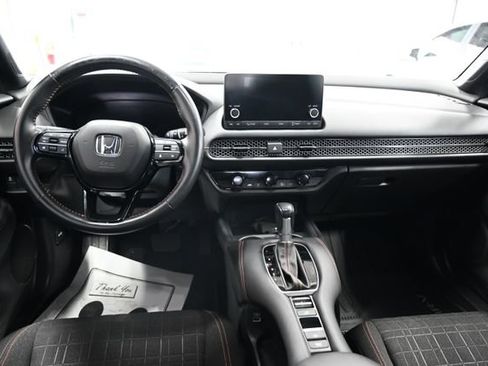 Used 2023 Honda HR-V Sport image 13