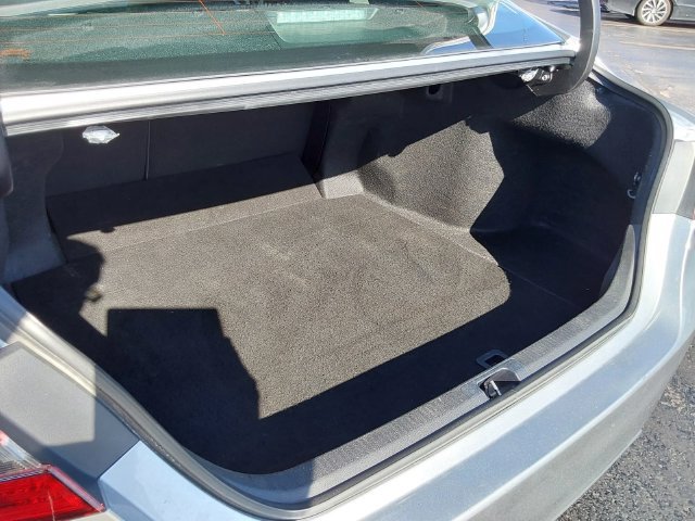 Used 2024 Toyota Camry SE FWD image 8