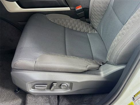 New 2026 Toyota Tundra SR5 image 18