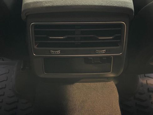 New 2026 Audi RS Q8 performance image 11