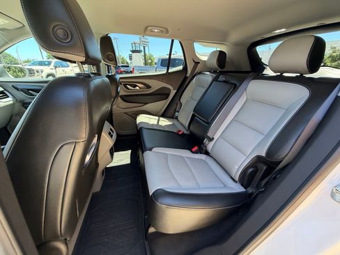Used 2023 GMC Terrain SLT w/ LPO, Floor Liner Package FWD image 25