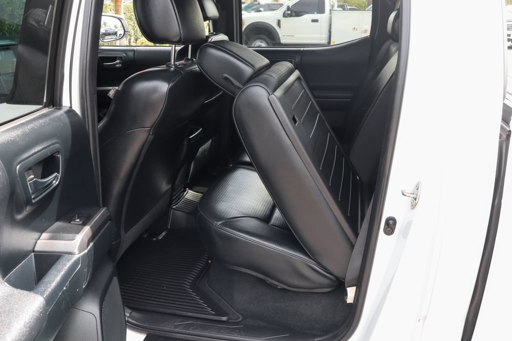 Used 2017 Toyota Tacoma TRD Pro AWD/4WD image 44