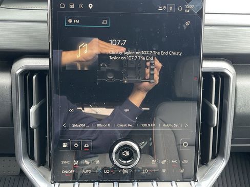 New 2026 GMC Acadia AT4 w/ Luxury Package AWD/4WD image 13