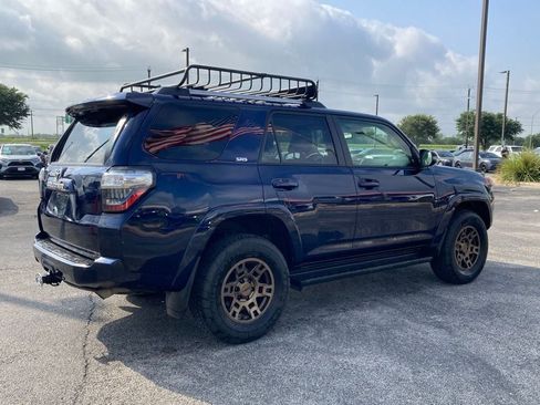 Certified 2024 Toyota 4Runner SR5 Premium AWD/4WD image 5