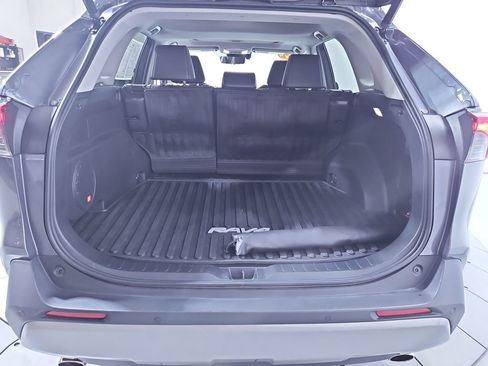 Used 2022 Toyota RAV4 Limited image 22