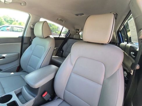 Used 2018 Kia Sportage EX FWD image 23