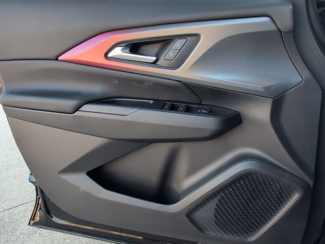 New 2026 Chevrolet Equinox EV RS FWD image 15