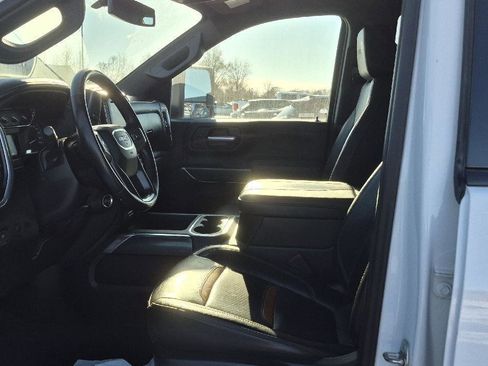 Used 2023 GMC Sierra 2500 AT4 w/ Gooseneck/5TH Wheel Package image 5