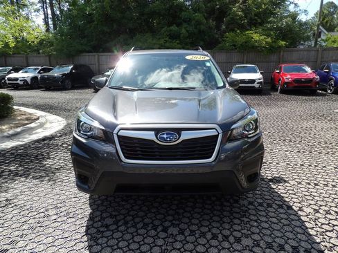 Used 2020 Subaru Forester Premium AWD/4WD image 2
