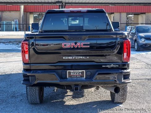 Used 2022 GMC Sierra 2500 Denali image 5