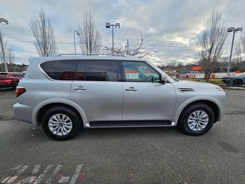 Certified 2024 Nissan Armada SV image 4