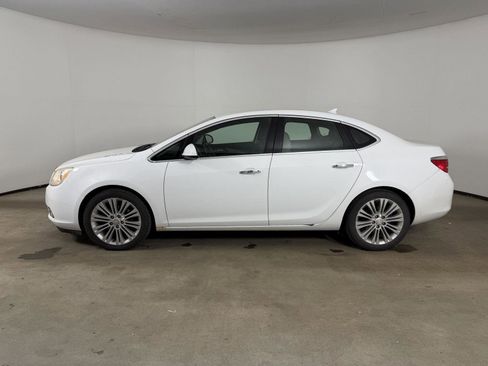 Used 2014 Buick Verano FWD image 11