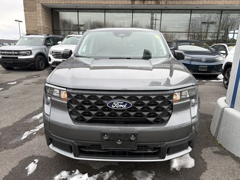 Used 2025 Ford Maverick XLT w/ XLT Luxury Package image 3