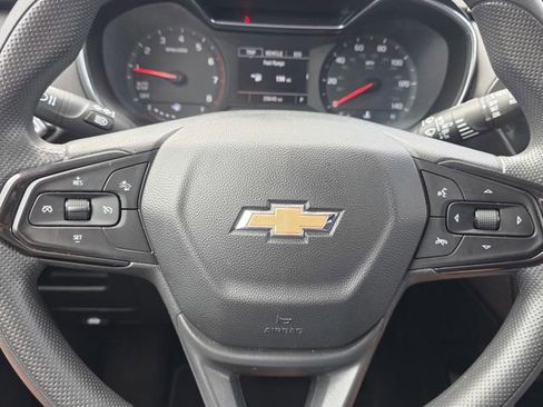 Certified 2023 Chevrolet TrailBlazer LT w/ Convenience Package FWD image 33