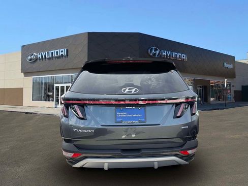 Certified 2024 Hyundai Tucson Limited AWD/4WD image 4